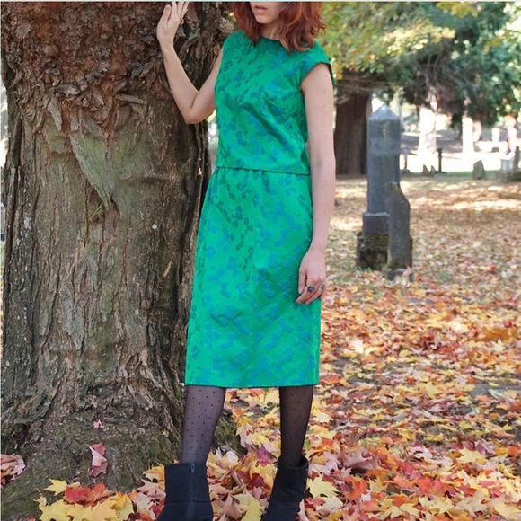 60s Vintage Green Satin Brocade Skirt & Top Matching Set - Picture 1 of 4